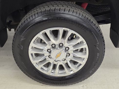Used 2022 Chevrolet Silverado 2500 High Country w/ Z71 Off-Road Package image 60