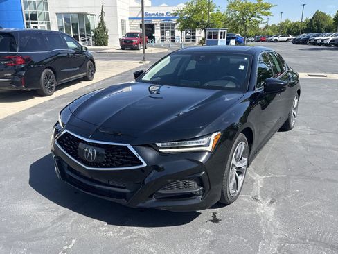 Used 2023 Acura TLX SH-AWD w/ Advance Package image 2