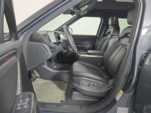 Used 2022 Rivian R1T Adventure AWD/4WD image 20