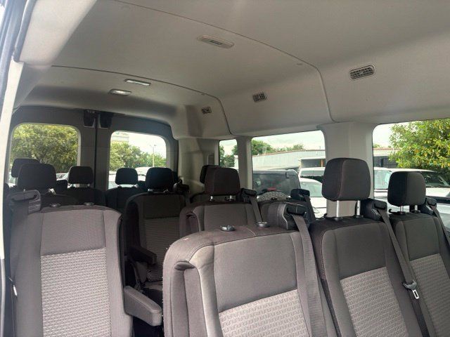 Used 2023 Ford Transit 350 XLT RWD image 7