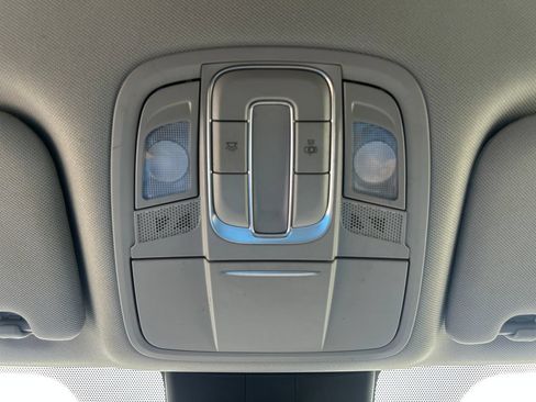Used 2020 Hyundai Santa Fe SEL w/ Convenience Package FWD image 18
