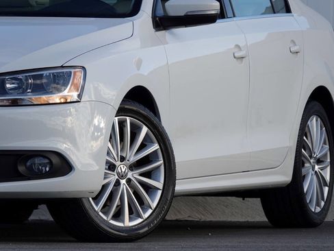 Used 2013 Volkswagen Jetta TDI FWD image 9
