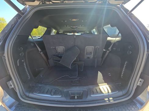 Used 2020 Dodge Durango R/T w/ Blacktop Package AWD/4WD image 2