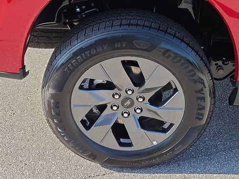 Certified 2025 Ford F150 Lightning Flash AWD/4WD image 7