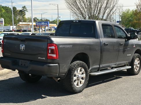 Used 2022 RAM 2500 Big Horn w/ Level B Equipment Group image 15