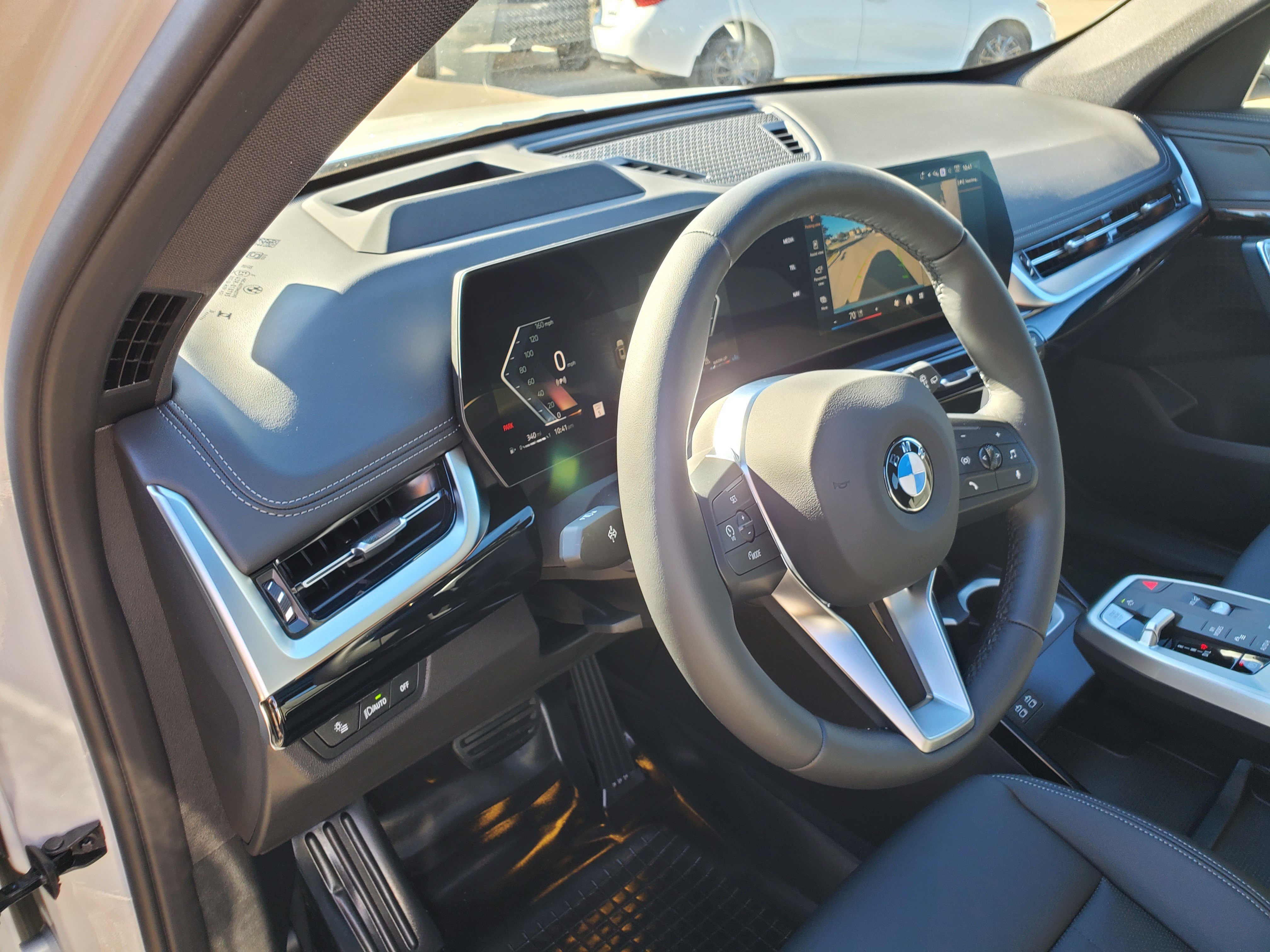 New 2027 BMW X1 xDrive28i AWD/4WD image 11