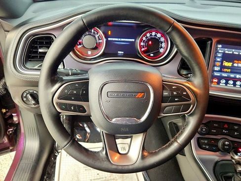 Used 2020 Dodge Challenger SXT w/ Plus Package RWD image 13