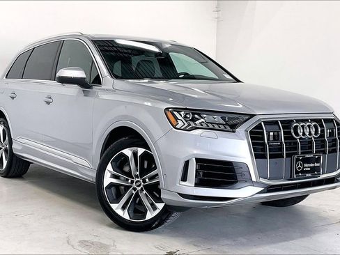 Used 2022 Audi Q7 3.0T Premium Plus w/ Premium Plus Package AWD/4WD image 1