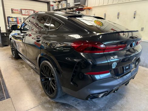Used 2024 BMW X6 xDrive40i w/ Premium Package AWD/4WD image 8