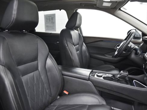 Used 2023 Nissan Rogue Platinum w/ Platinum Premium Package image 15