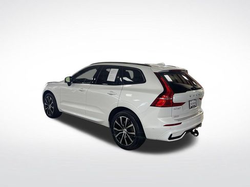 Certified 2024 Volvo XC60 B5 Plus w/ Protection Package Premier AWD/4WD image 4