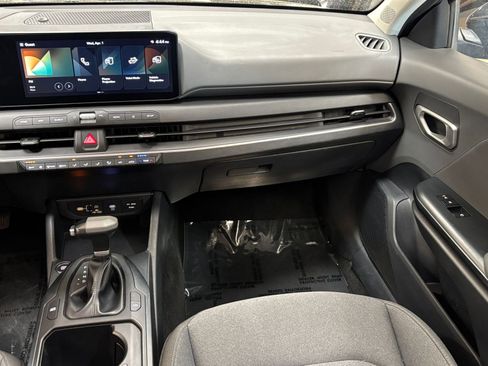 Used 2025 Kia K4 LXS image 34