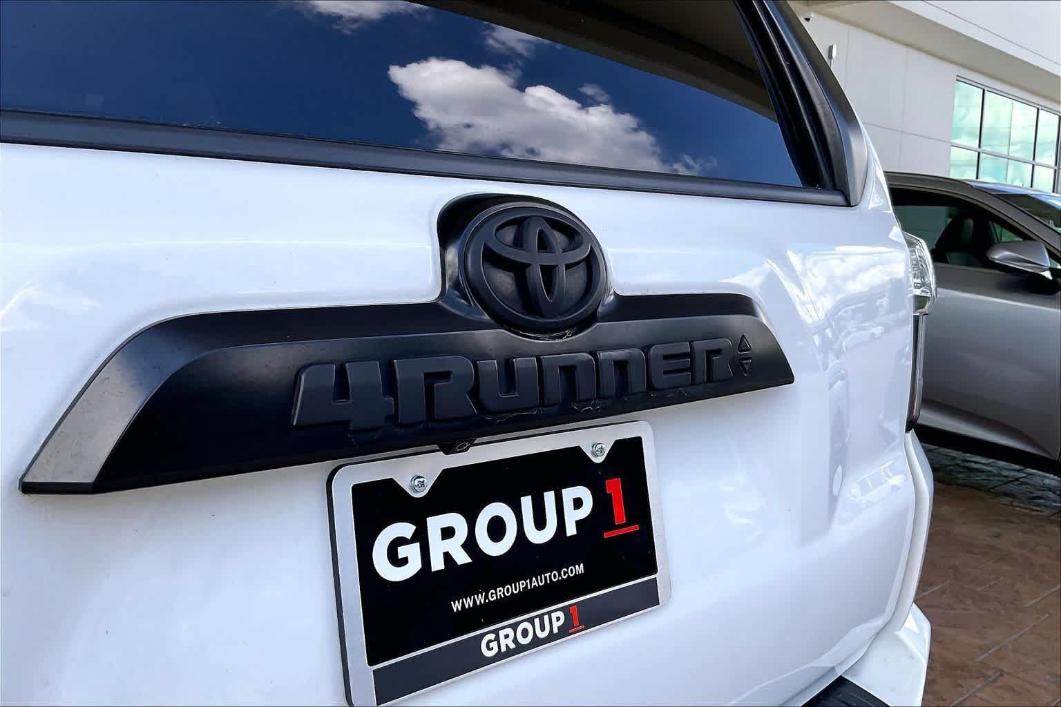 Used 2021 Toyota 4Runner TRD Off-Road Premium AWD/4WD image 29