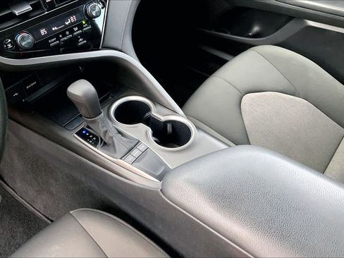 Used 2023 Toyota Camry LE image 16