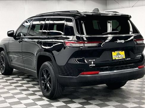 Used 2024 Jeep Grand Cherokee L Laredo AWD/4WD image 2