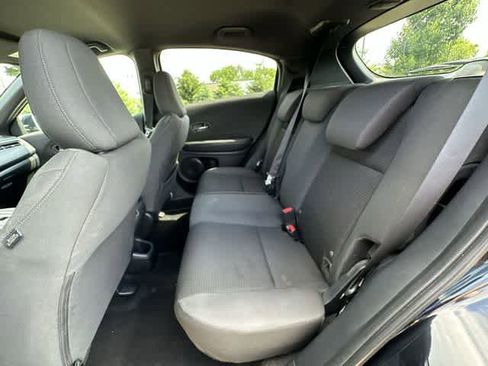 Used 2022 Honda HR-V Sport image 16