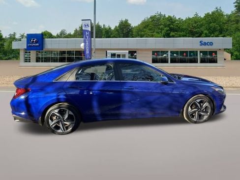 Used 2022 Hyundai Elantra SEL w/ Convenience + Premium Package image 5