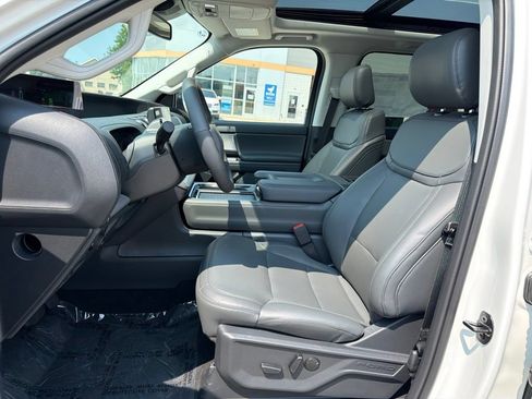 New 2026 Ford Expedition Max Active AWD/4WD image 9