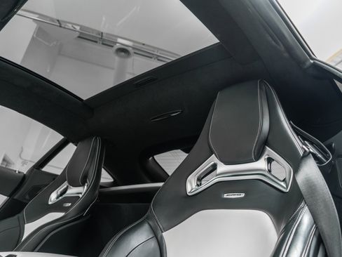 Used 2017 Mercedes-Benz AMG GT Coupe image 17