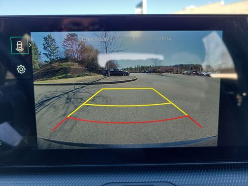 New 2025 Kia K4 GT-Line Turbo image 11