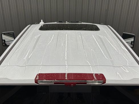 Used 2025 GMC Sierra 3500 Denali w/ Denali Reserve Package AWD/4WD image 17