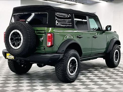 Used 2023 Ford Bronco Black Diamond w/ Sasquatch Package image 13