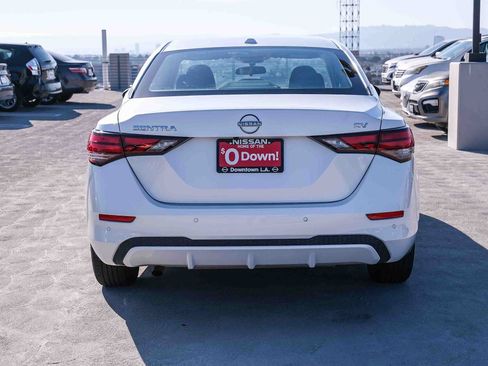 Used 2024 Nissan Sentra SV FWD image 4