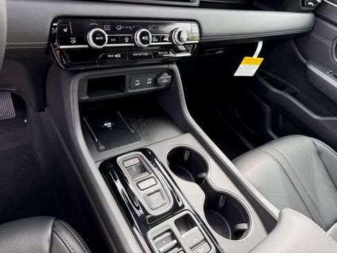 New 2026 Honda Pilot Touring image 24