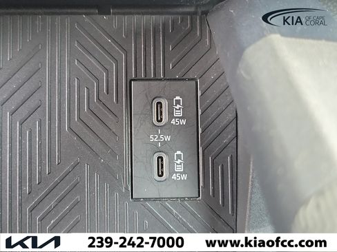 Used 2024 Toyota Tacoma SR5 AWD/4WD image 28