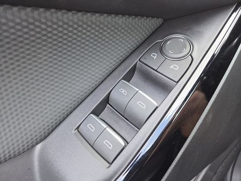 Used 2025 Chevrolet Equinox RS w/ Safety and Technology Package AWD/4WD image 10