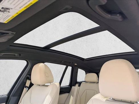 Used 2020 BMW X3 sDrive30i w/ Convenience Package RWD image 17