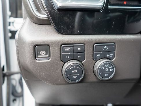 Used 2024 Chevrolet Silverado 1500 LT Trail Boss image 20