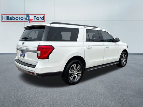 Used 2023 Ford Expedition Max XLT image 8