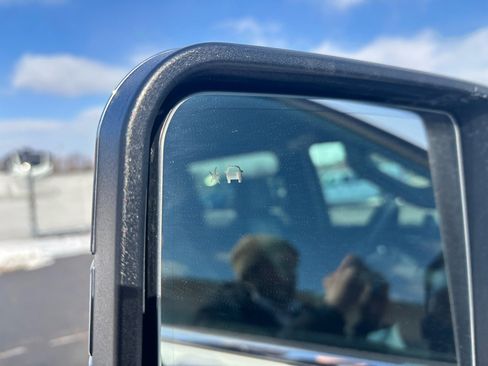 Used 2022 Chevrolet Silverado 2500 High Country w/ Z71 Off-Road Package image 34