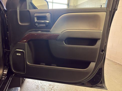 Used 2015 GMC Sierra 1500 SLT w/ Max Trailering Package AWD/4WD image 22