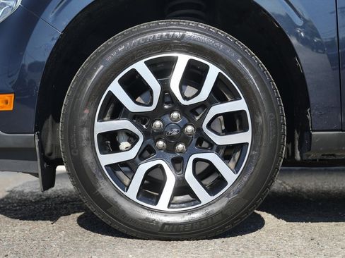 Used 2022 Ford Maverick Lariat w/ Lariat Luxury Package image 13