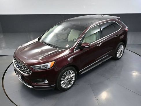 Used 2021 Ford Edge Titanium w/ Equipment Group 301A AWD/4WD image 56