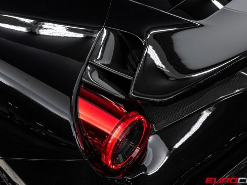 Used 2019 Ferrari 488 Pista Coupe image 25