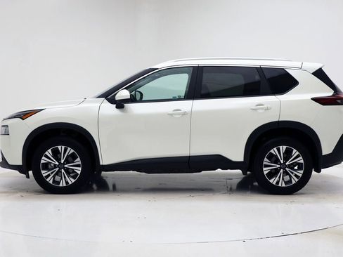 Used 2023 Nissan Rogue SV w/ SV Premium B Package image 6
