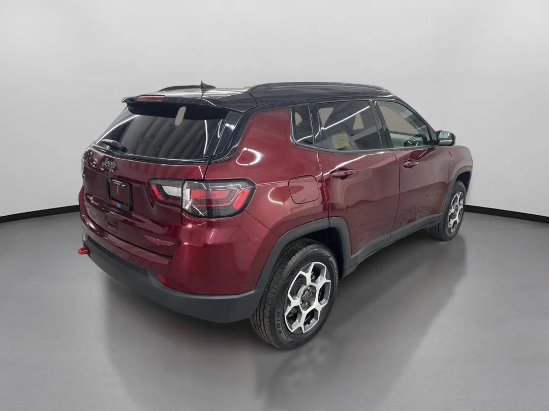 Used 2022 Jeep Compass Trailhawk w/ Trailhawk Elite Group AWD/4WD image 10
