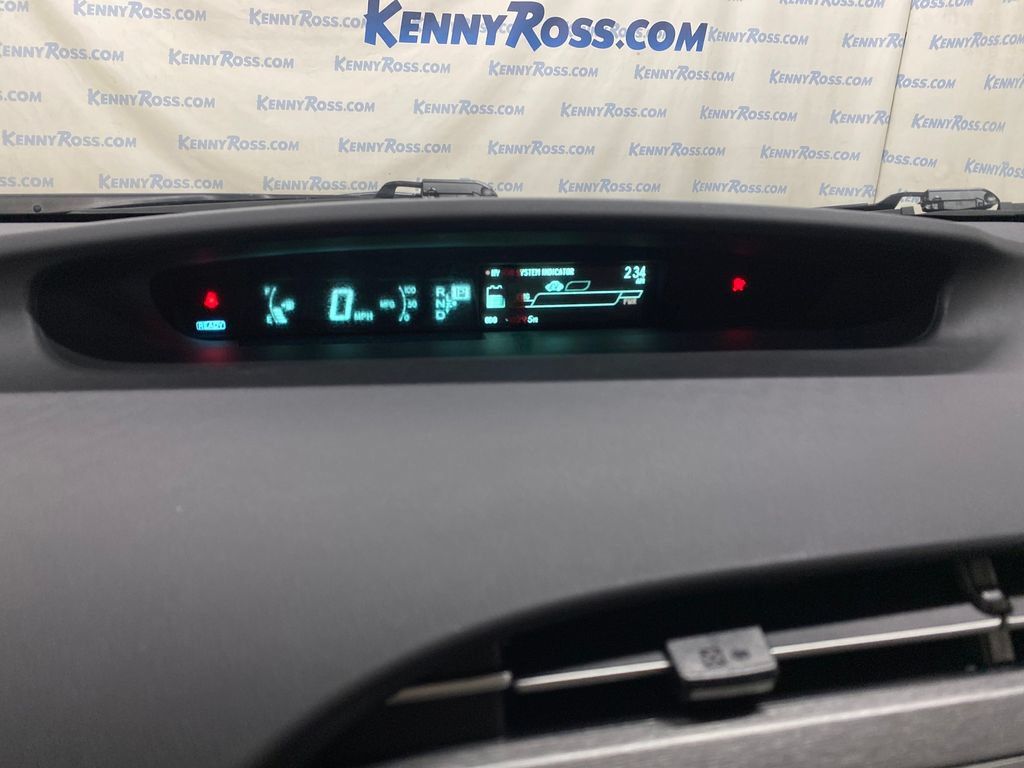 Used 2015 Toyota Prius Two FWD image 15
