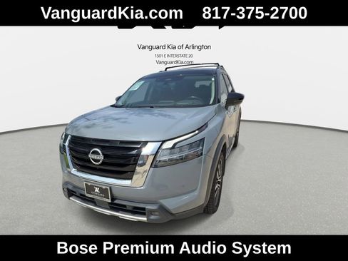 Used 2023 Nissan Pathfinder Platinum w/ Lighting Package (N92) AWD/4WD image 4