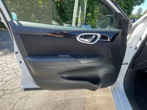 Used 2019 Nissan Sentra SV FWD image 15