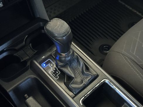 Used 2019 Toyota Tacoma TRD Sport w/ Technology Package RWD image 19