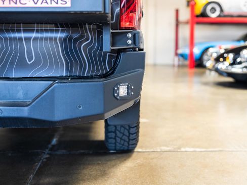 Used 2021 Mercedes-Benz Sprinter 2500 w/ Premium Plus Package image 33