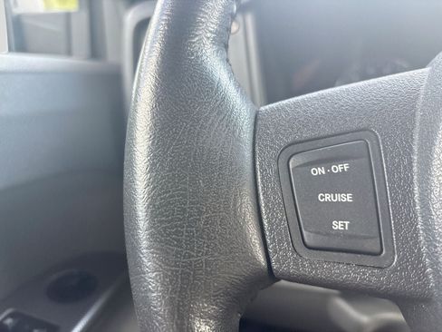 Used 2006 Jeep Commander 4WD image 22