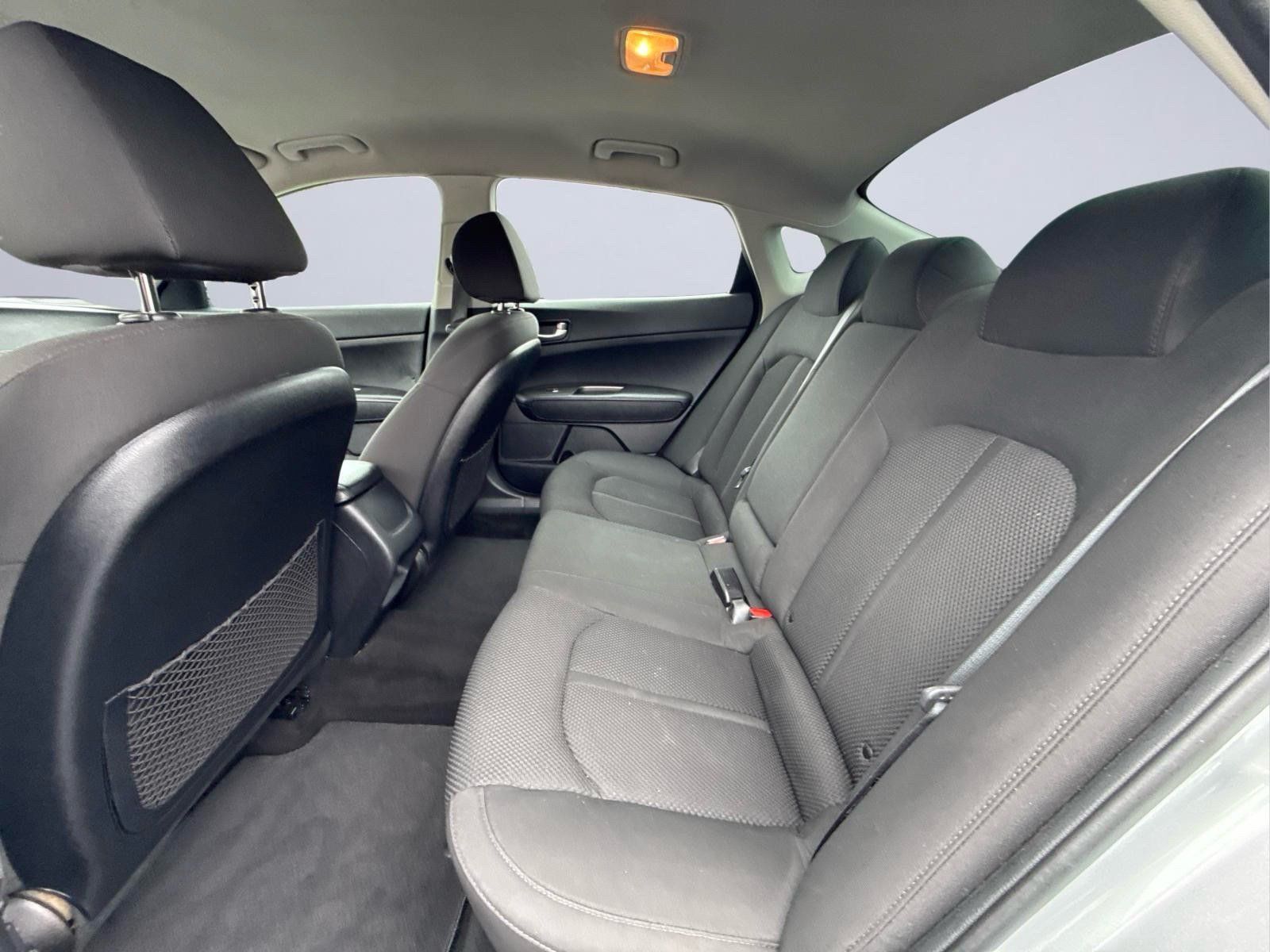 Used 2020 Kia Optima LX FWD image 17