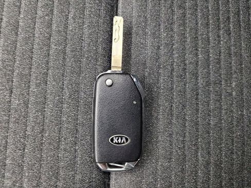 Used 2021 Kia Soul S FWD image 32