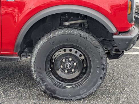 Used 2021 Ford Bronco Black Diamond image 11