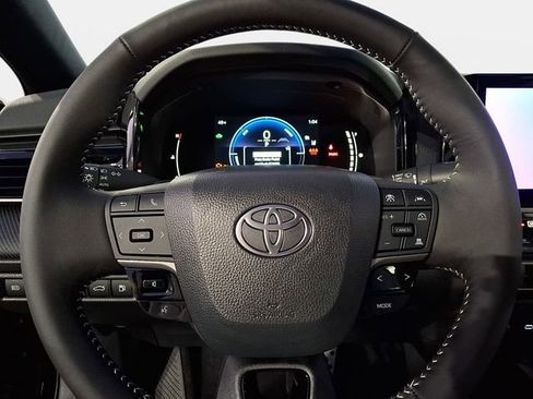 New 2026 Toyota Camry SE Nightshade image 13